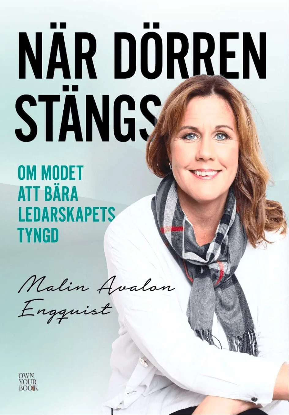 Omslaget till När dörren stängs av Malin Avalon Engquist